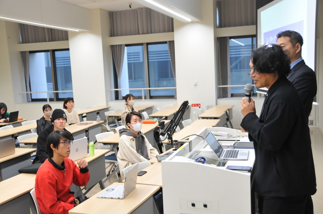 産学連携講座「社会貢献と経済学」第6回授業が行われました
